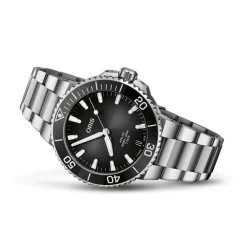 Oris ure Oris Aquis Date 41,5mm 400 7769 4154MB | Herreure Med Lænke | Herreure I Stål