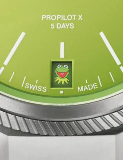 Oris ure Oris ProPilot X Kermit Edition 39mm 400 7778 7157MB | Herreure Med Lænke | Herreure I Titanium