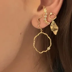 STINE A Jewelry Petit Wavy Circle ørering 1284-02 | Øreringe | Forgyldte Sølvsmykker