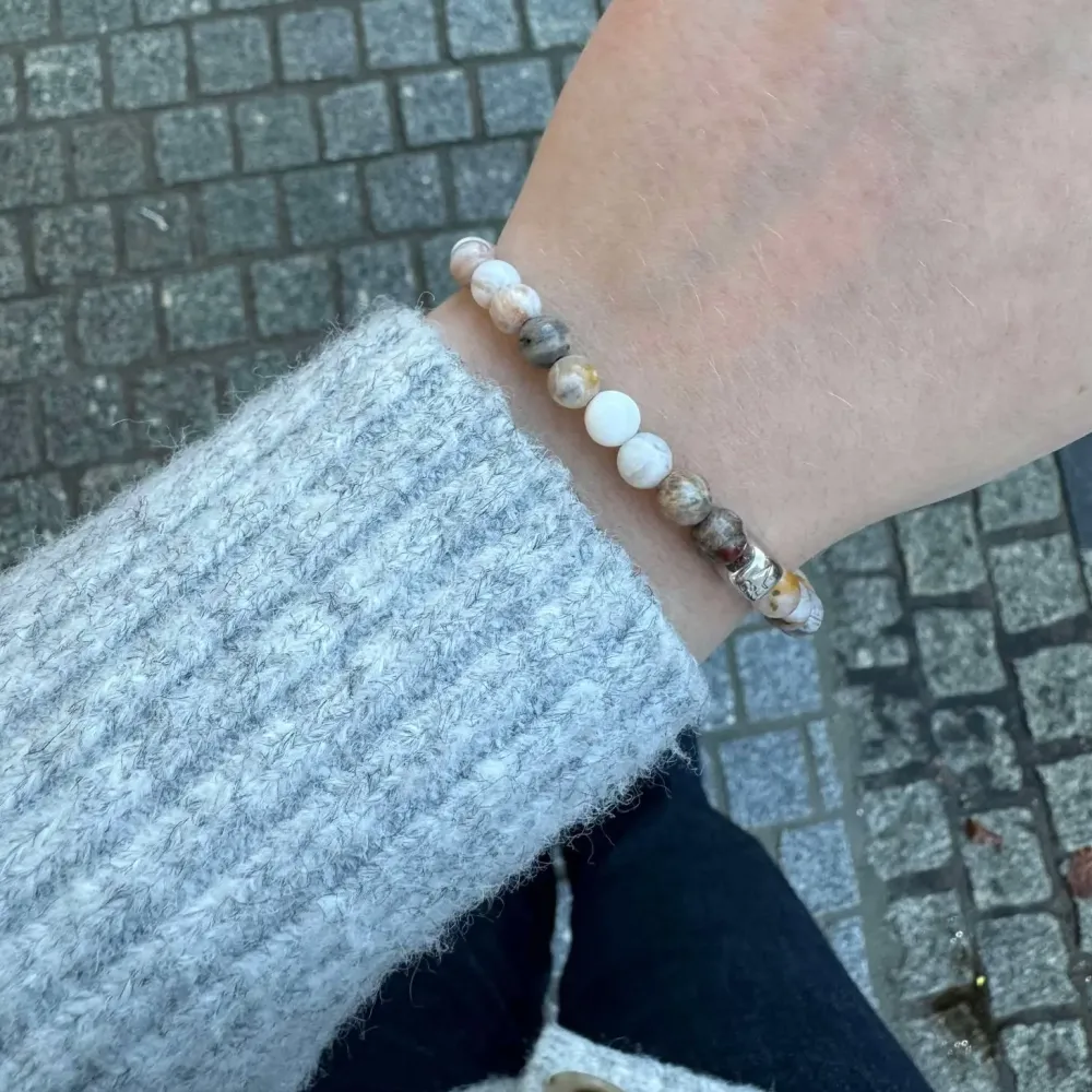 Alexander Lynggaard smykker Alexander Lynggaard ColorUp Bamboo Leaf Agate 6mm C00870| Herresmykker|Armbånd