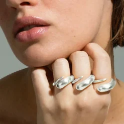 Jane Kønig smykker Jane Kønig Orbis Drop ring ODR-SS25-S| Sølvsmykker|Ringe