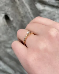 Mads Z smykker Mads Z Crown ring 0,09ct 1541609| Guldsmykker|Ringe
