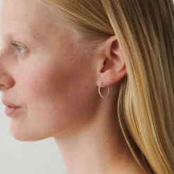 Pernille Corydon smykker Pernille Corydon Small Twisted øreringe E-232-GP| Forgyldte Sølvsmykker|Øreringe