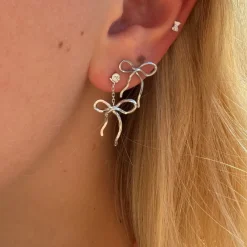 STINE A Jewelry Dangling Flow Bow ørering 1362-00| Sølvsmykker|Øreringe