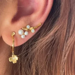 STINE A Jewelry Three Pearl Berries ørering 1321-02| Forgyldte Sølvsmykker|Øreringe
